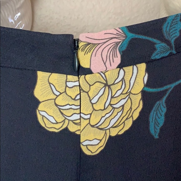 Skirt - Picture 5 of 5